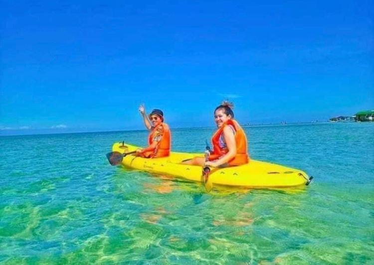 Richville Little Boracay Guest House Calatagan Luaran gambar